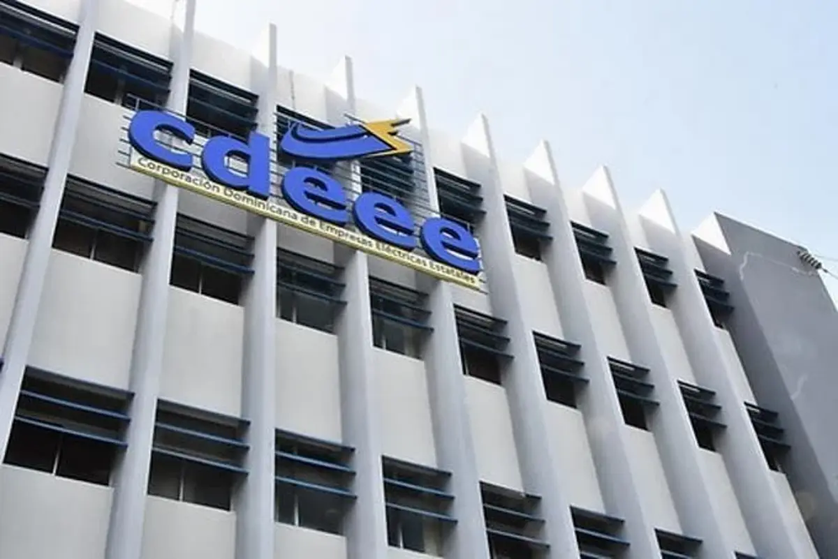 Senadores aprueban supresi&oacute;n de CDEEE y la creaci&oacute;n de la EGEPC