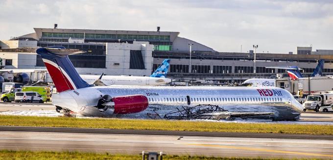 Red Air: El IDAC y autoridades de EE.UU. investigan incendio de avi&oacute;n que sali&oacute; de Rep&uacute;blica Dominicana