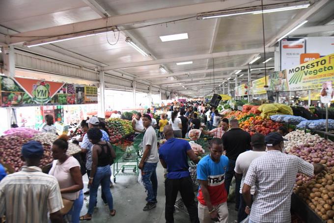 &iquest;Qu&eacute; compras en el Merca con 2,500 pesos?