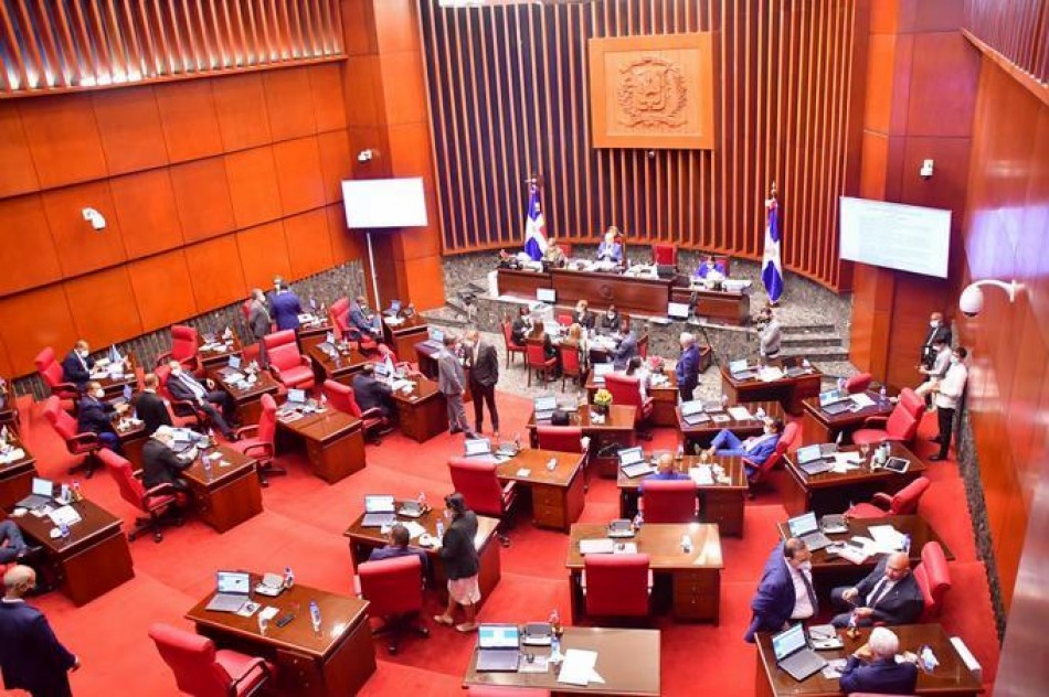 Senadores conocerán hoy proyecto de ley de Extinción de Dominio