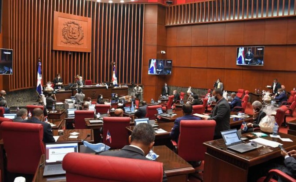 Hay sobre la mesa préstamos por US$1,000 millones