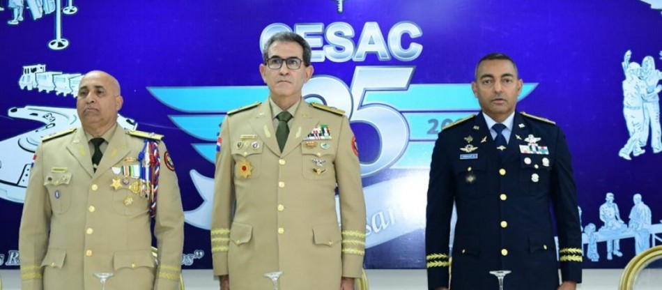 CESAC Otorga Medalla al Mérito Concedida por el Presidente de la República