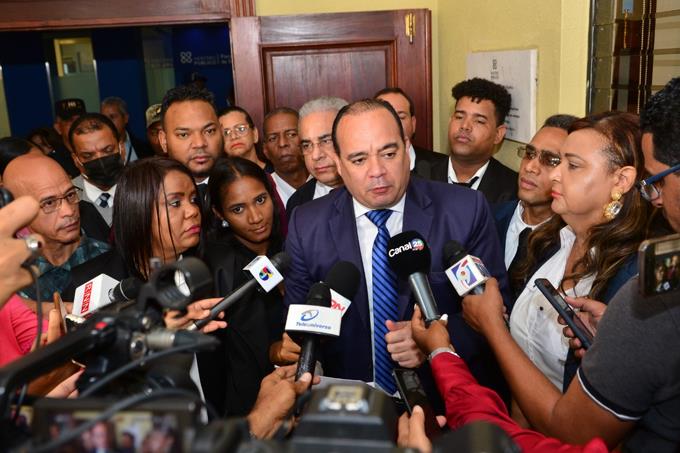 Abogados denuncian dejadez de los fiscales ante crimen de jurista