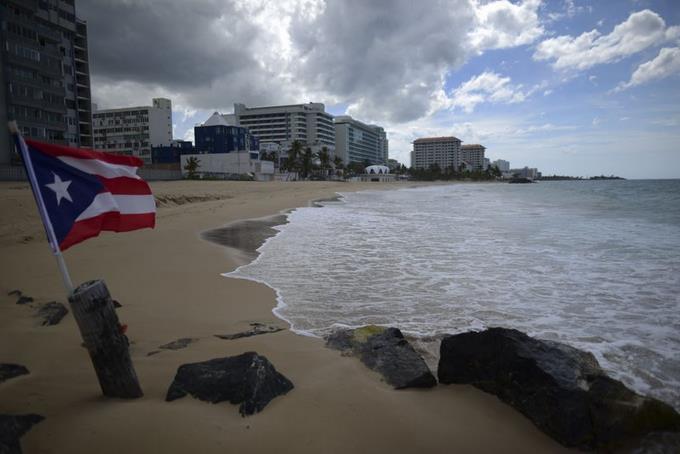 Cierran los puertos de Puerto Rico al tr&aacute;fico comercial por tormenta Fiona