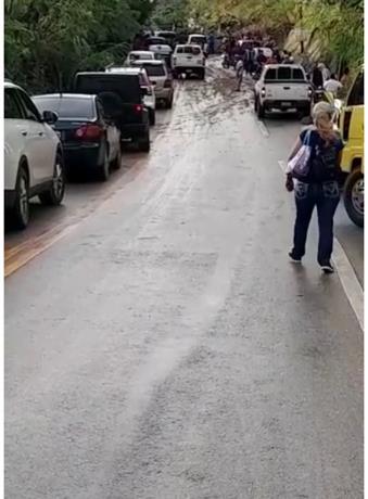 Carretera de Puerto Plata es interrumpida por desastres de Fiona
