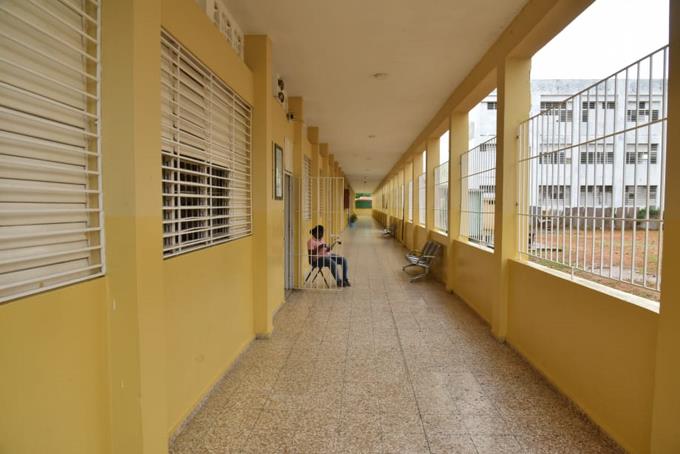 Desde hoy miles regresan a las aulas