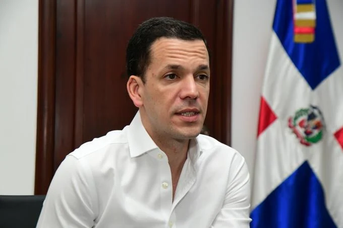 Hugo Beras dice que chofer involucrado en accidente en B&aacute;varo "jam&aacute;s volver&aacute; a conducir"