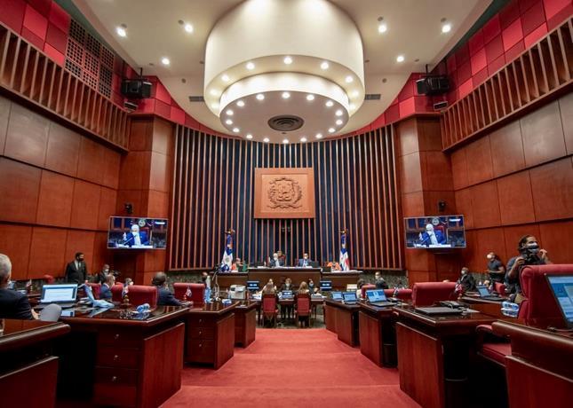 Senado aprueba pr&eacute;stamo por 140 millones de d&oacute;lares
