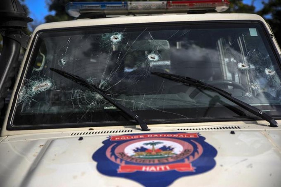 Hait&iacute; despide con un funeral a polic&iacute;as asesinados por bandas armadas