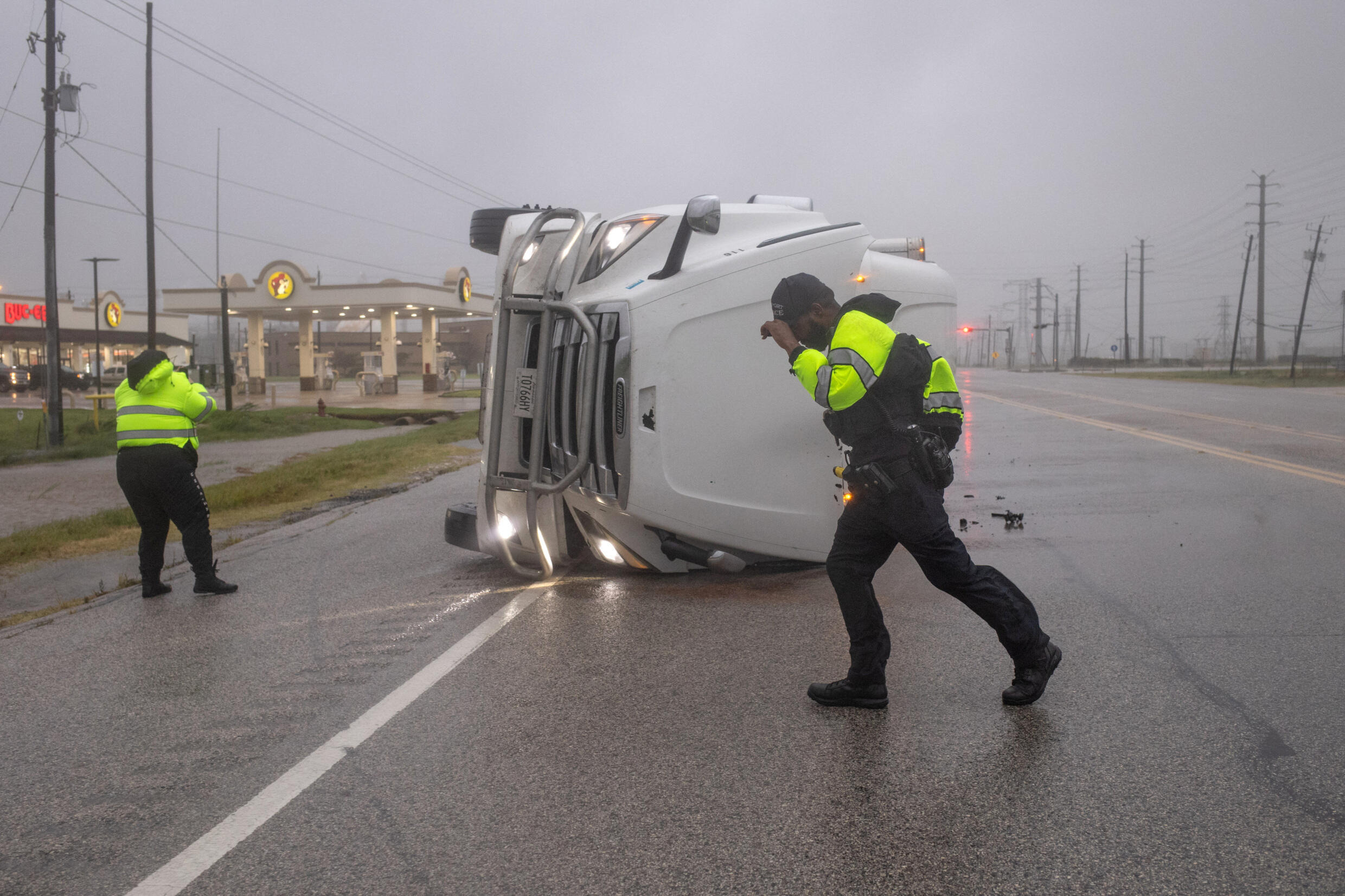 Suben a 4 los muertos por el paso del hurac&aacute;n &lsquo;Beryl&rsquo; por Texas