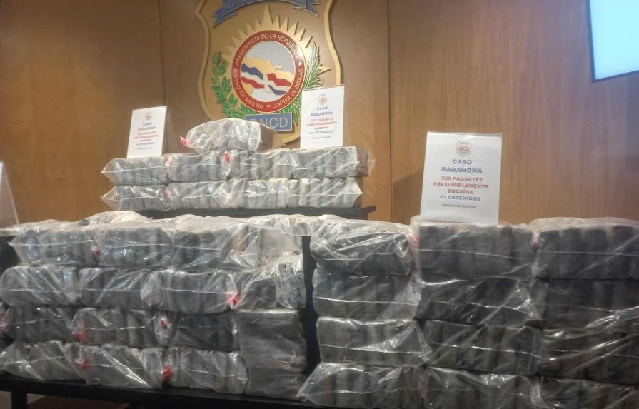 Ocupan 329 paquetes de coca&iacute;na y apresan tres personas en Barahona