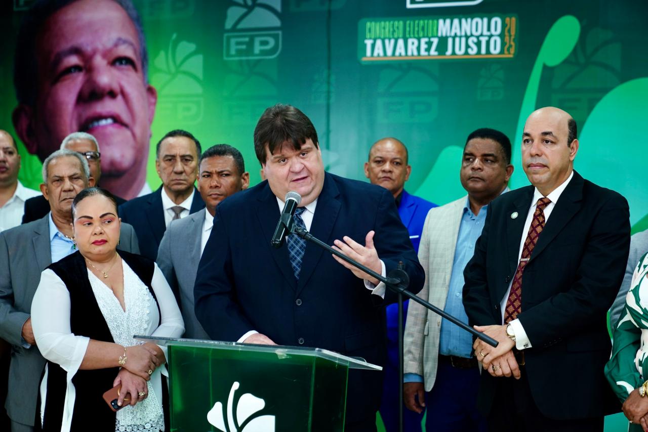 Fuerza del Pueblo acusa al PRM de impulsar ley para facilitar pagos ilegales con dinero público