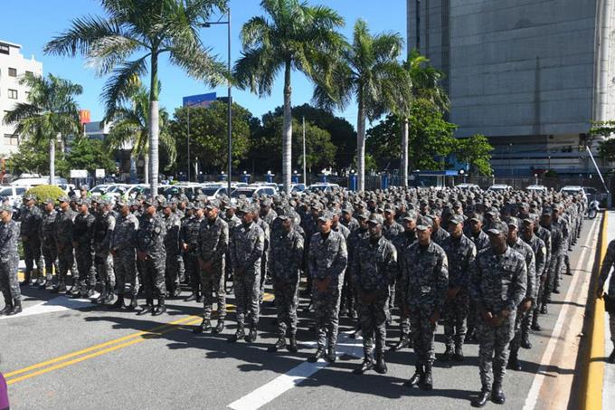 33 mil polic&iacute;as patrullar&aacute;n el pa&iacute;s