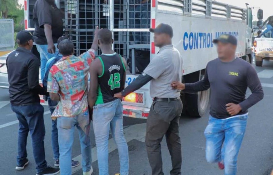 354 Haitianos Ilegales Apresados Por Migraci&oacute;n