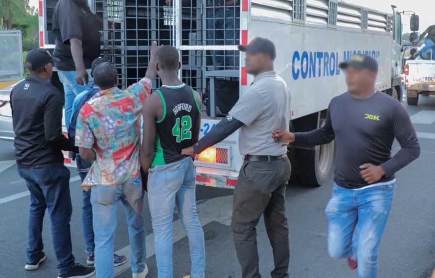 354 Haitianos Ilegales Apresados Por Migraci&oacute;n
