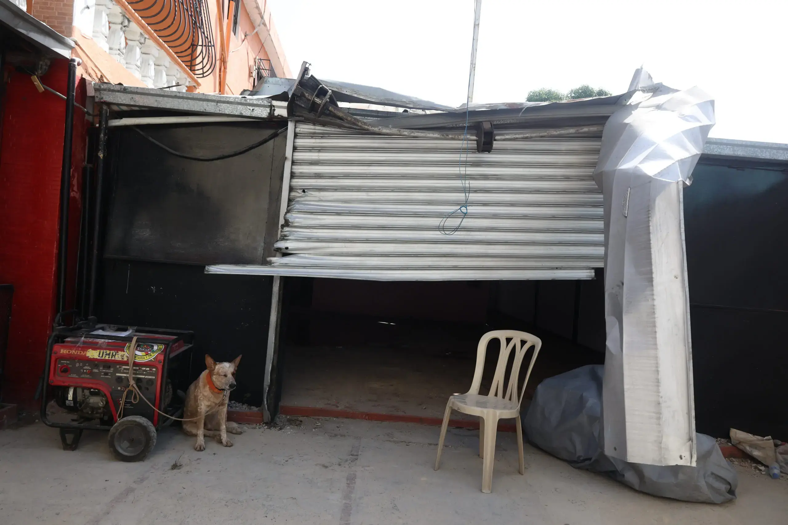 Solidaridad San Crist&oacute;bal sigue imperando con donaciones para socorristas y familiares