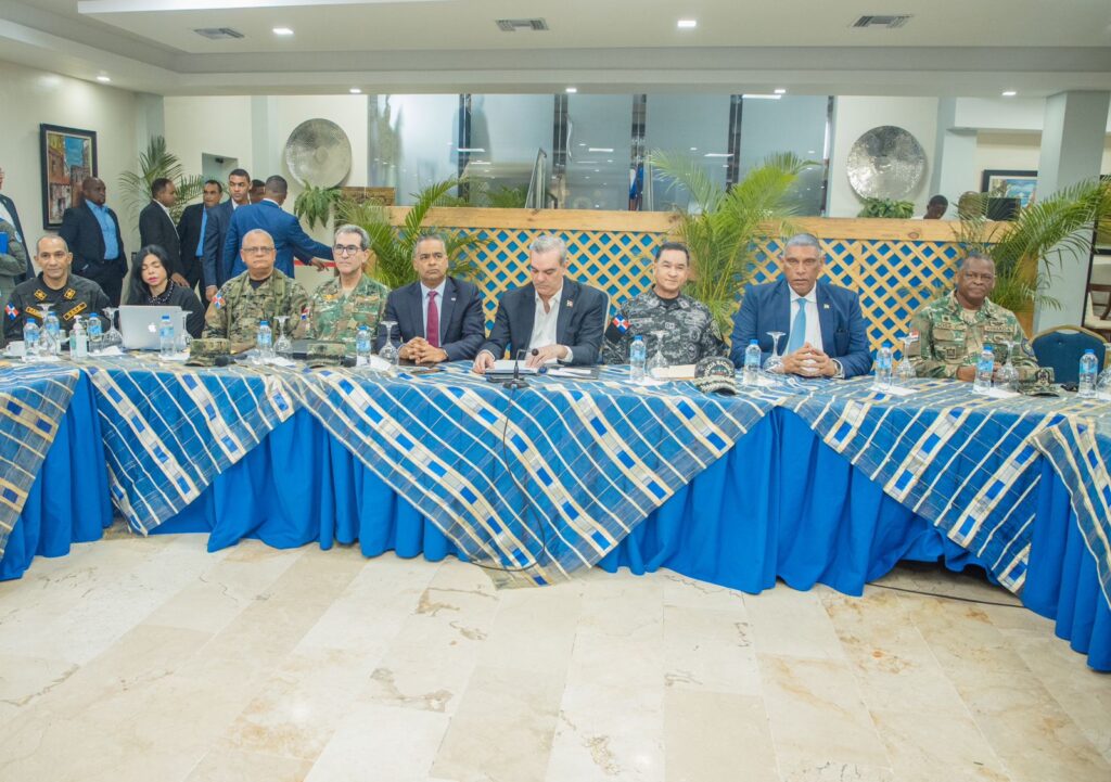 Abinader encabeza reuni&oacute;n de seguimiento de la seguridad ciudadana