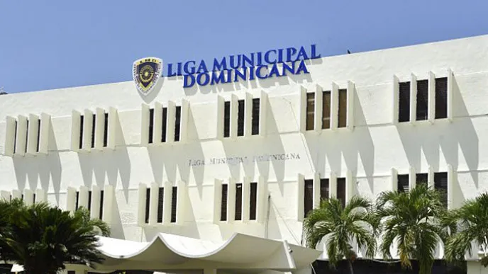 Jos&eacute; Dant&eacute;s denuncia Gobierno est&aacute; comprando alcaldes y directores de distritos a trav&eacute;s de la LMD