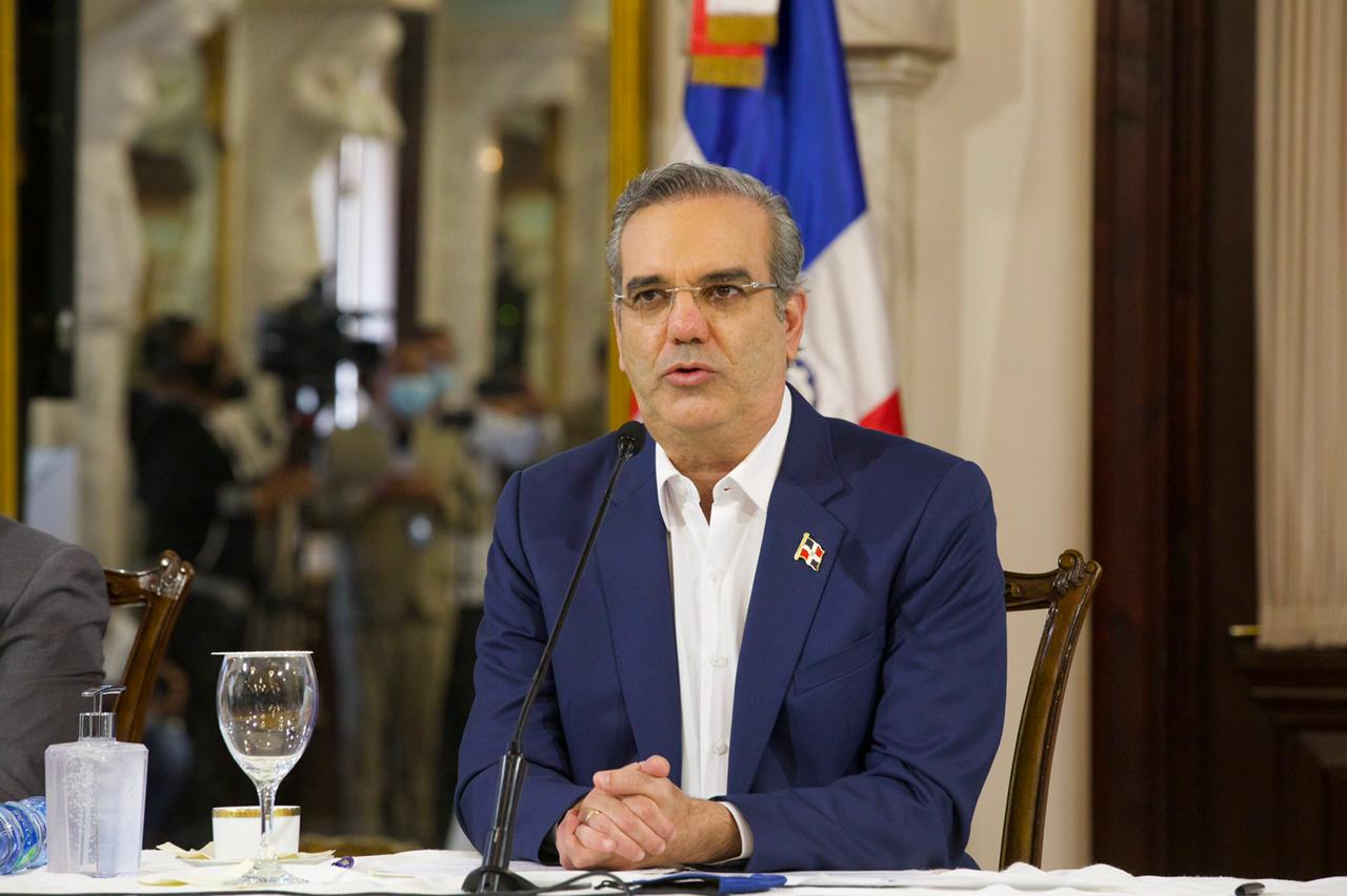 DECRETO: Luis Abinader otorga 523 pensiones; mayoría son dirigentes del PRM