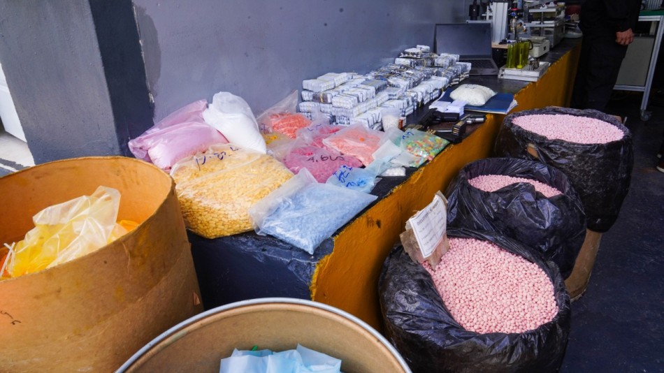 Autoridades RD decomisan cerca de un mill&oacute;n pastillas falsificadas