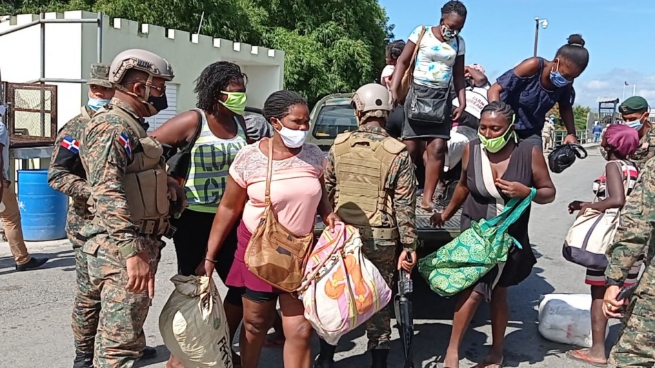 Autoridades descubren ilegales haitianos a quienes intentaban entrar a RD