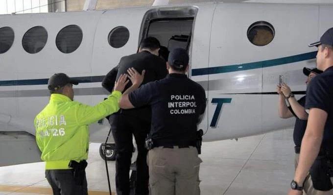 Traen a un l&iacute;der de banda criminal desde Colombia