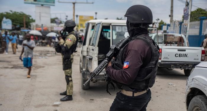 HAITI: Apresan chofer lleg&oacute; desde la RD con armas para las bandas