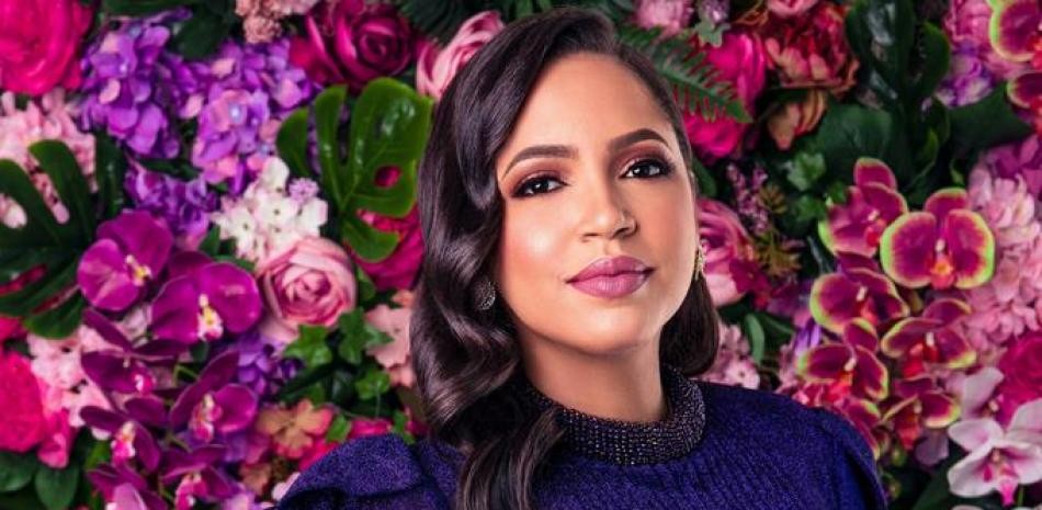 Juliana contesta a cr&iacute;ticas por haber denunciado el robo de su cartera en concierto de Ana Gabriel