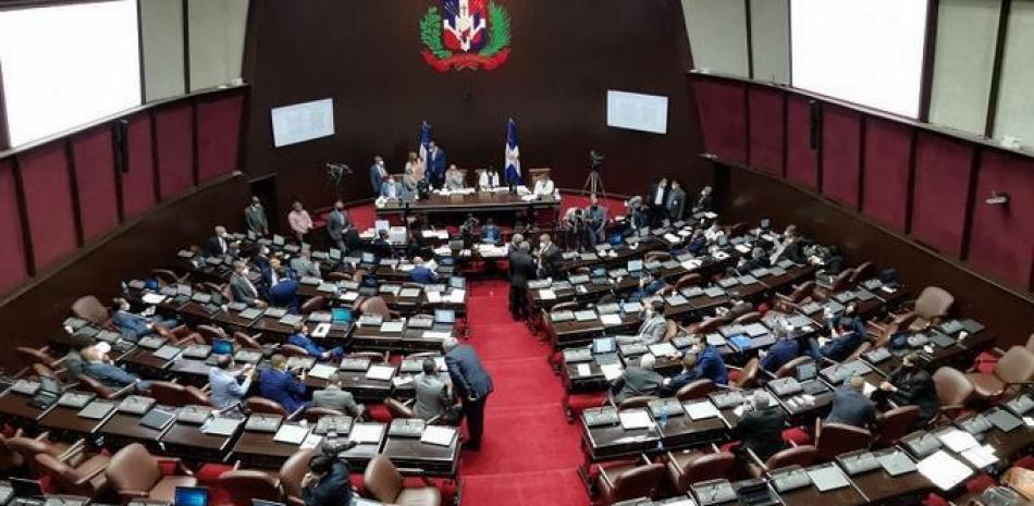 Diputados aprueban pr&eacute;stamos por m&aacute;s de 520 millones de d&oacute;lares