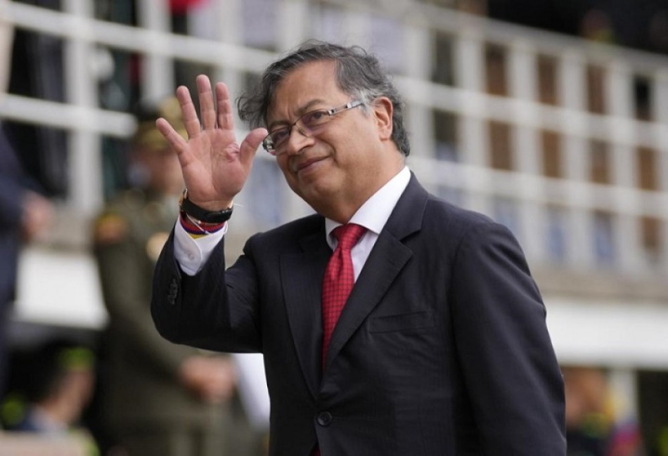 Presidente de Colombia pide renuncia de todo su gabinete