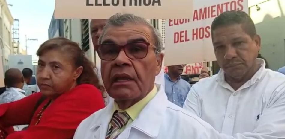 Colegio M&eacute;dico prev&eacute; aumento de dengue, leptospirosis y conjuntivitis por las lluvias