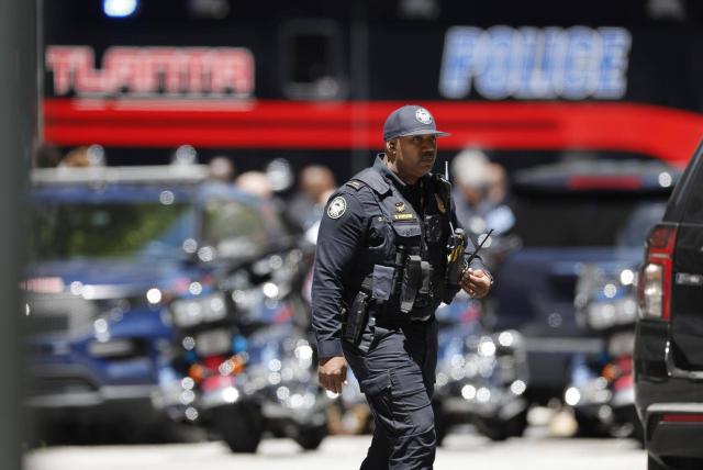 Un tiroteo deja varios muertos en un centro comercial de Texas, en EE.UU.