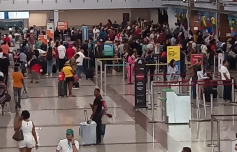 M&aacute;s de 400,000 personas viajaron en abril 2023 a trav&eacute;s del AILA