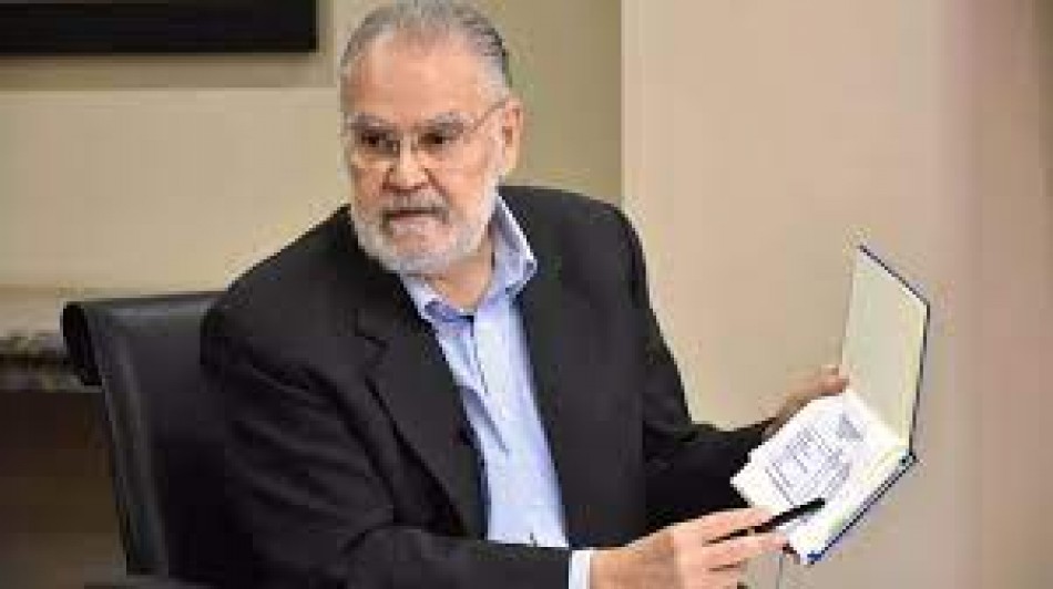 Ministro de Medio Ambiente Miguel Ceara Hatton informa que el periodista ten&iacute;a n&oacute;mina de m&aacute;s de RD$1 mill&oacute;n