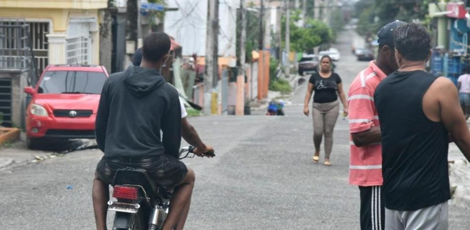 Los residentes del sector de Los Frailes en Santo Domingo Este expresaron el  temor con la incidencia de la delincuencia
