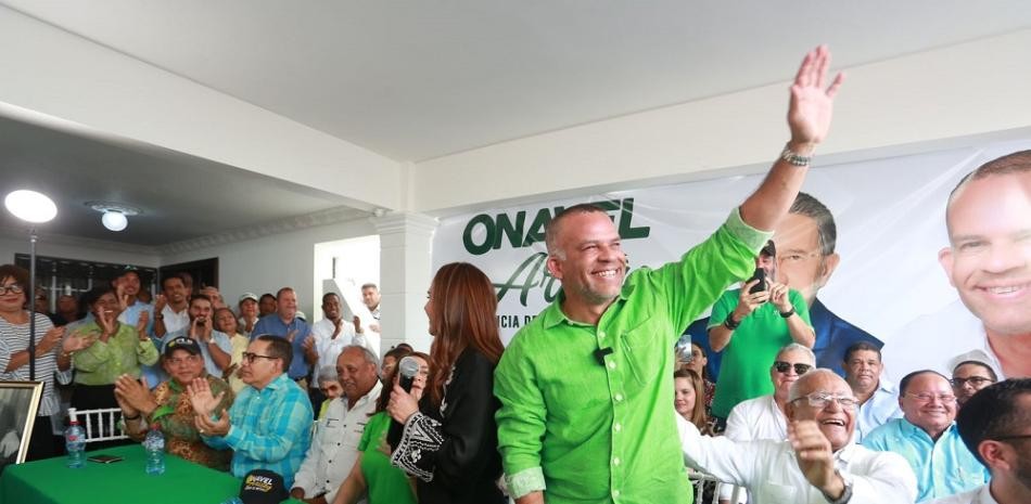 Hijo de Amable Aristy se lanza por senadur&iacute;a de provincia La Altagracia