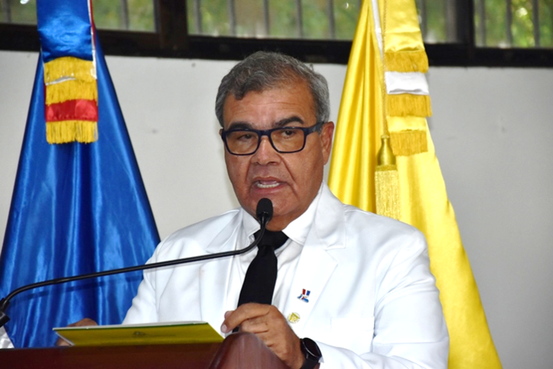 M&eacute;dicos y Andeclip dicen pocos se beneficiaron del fondo destinado a mejor&iacute;a de cl&iacute;nicas