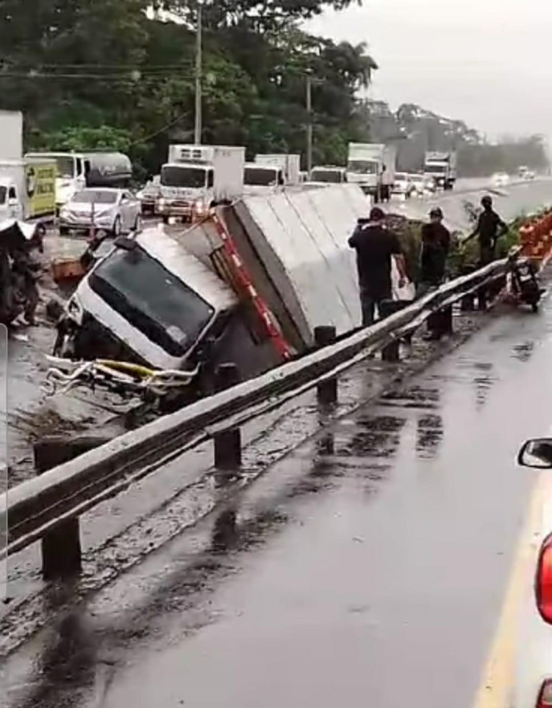 En autopista Duarte accidentes de tr&aacute;nsito son nueva epidemia