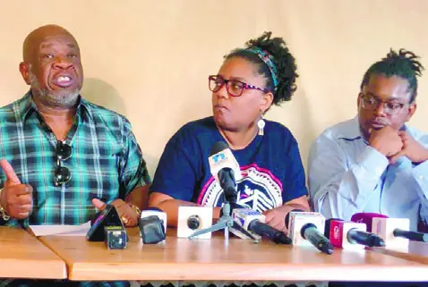 Grupos califican de racismo detenci&oacute;n de haitianos RD