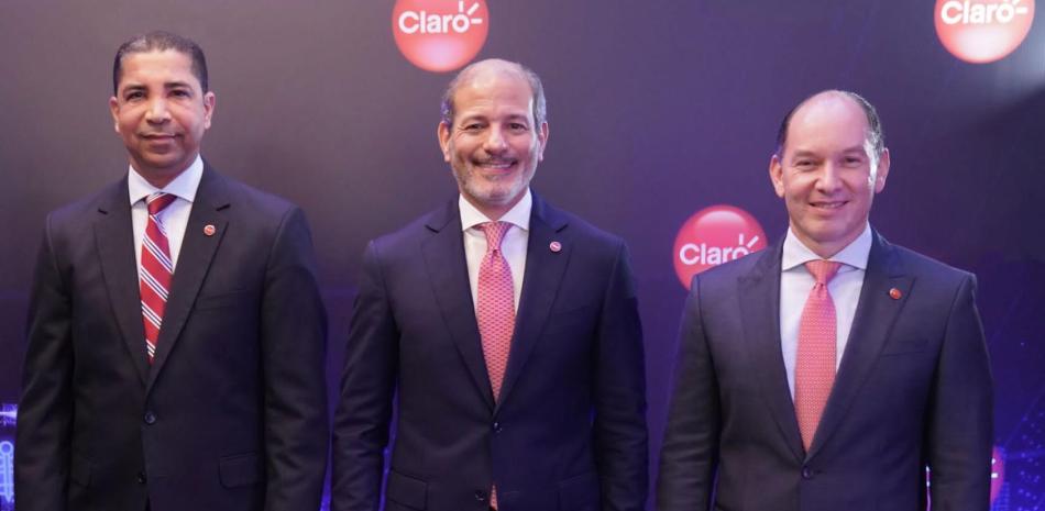 Fibra &oacute;ptica revoluciona el servicio internet de Claro sin costo adicional