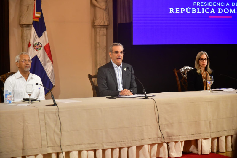 Presidente Abinader asegura todos los preparativos est&aacute;n listos para el pr&oacute;ximo a&ntilde;o escolar