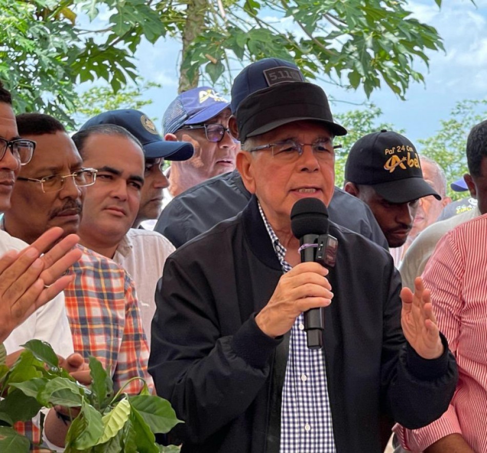 Danilo Medina: "Si alg&uacute;n agradecimiento me tienen, quiero que me lo paguen votando por Abel"