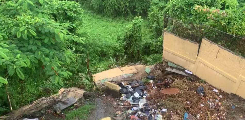 Se registra crecida del r&iacute;o Nigua y cae pared de una escuela en Haitillo