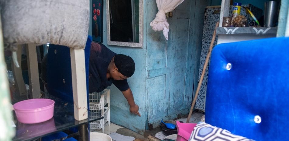 Familias afectadas por tormenta est&aacute;n a la espera de ayuda al norte de la capital