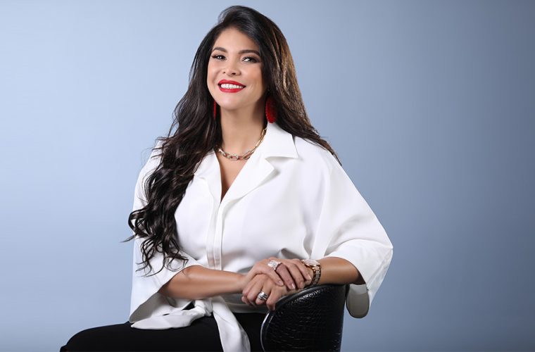 Comunicadora Nikauly De la Mota presenta su nueva propuesta &ldquo;A media Tarde&rdquo; a trav&eacute;s  del  Nuevo Diario TV
