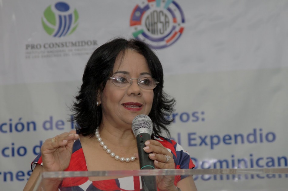 Nombramiento de Eddy Alc&aacute;ntara en Pro Consumidor es ilegal, asegura Altagracia Paulino