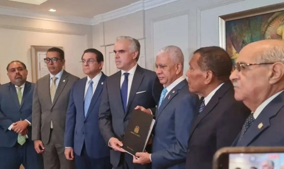 Senado designa comisión especial para estudiar la reforma laboral