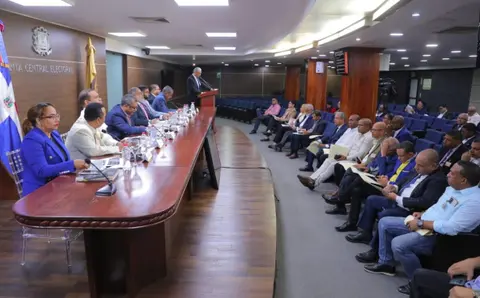 Nueva c&eacute;dula ser&aacute; de policarbonato y tendr&aacute; un chip