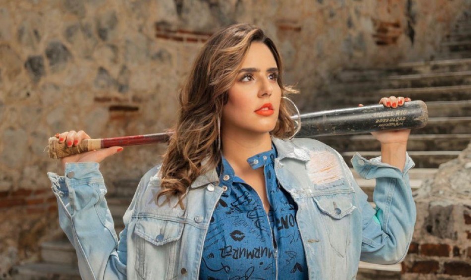 Laura Bonnelly anuncia la s&eacute;ptima temporada de su programa &ldquo;M&aacute;s que pelota&rdquo; por CDN Deportes