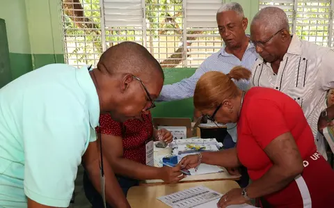 Eduardo Hidalgo se perfila como reelecto ganador  de la ADP